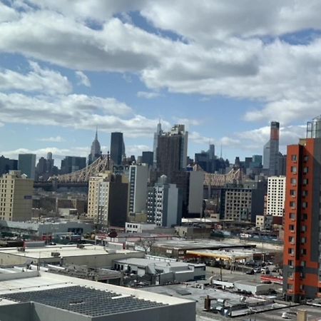 Astoria Delancy Inn & Suites New York Bagian luar foto