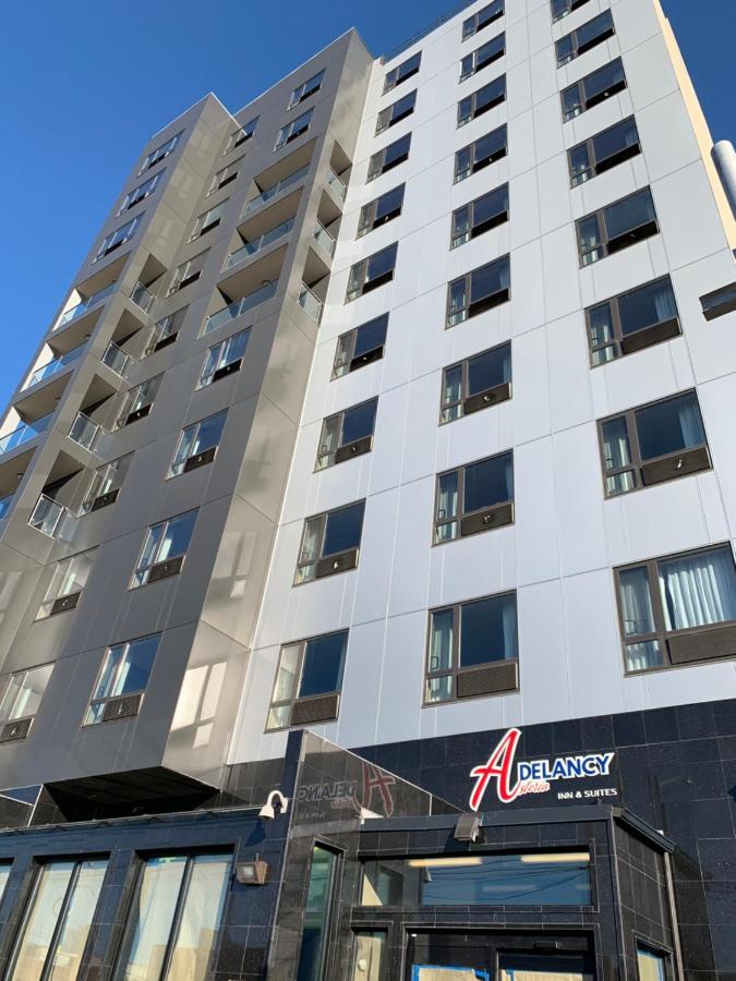 Astoria Delancy Inn & Suites New York Bagian luar foto